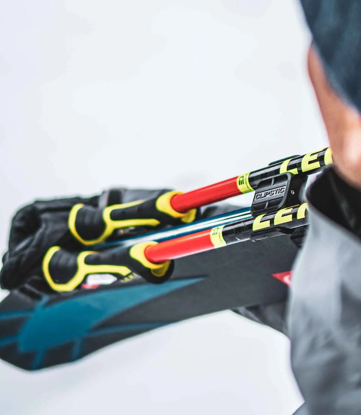 Clip utilisé pour regrouper les skis et bâtons