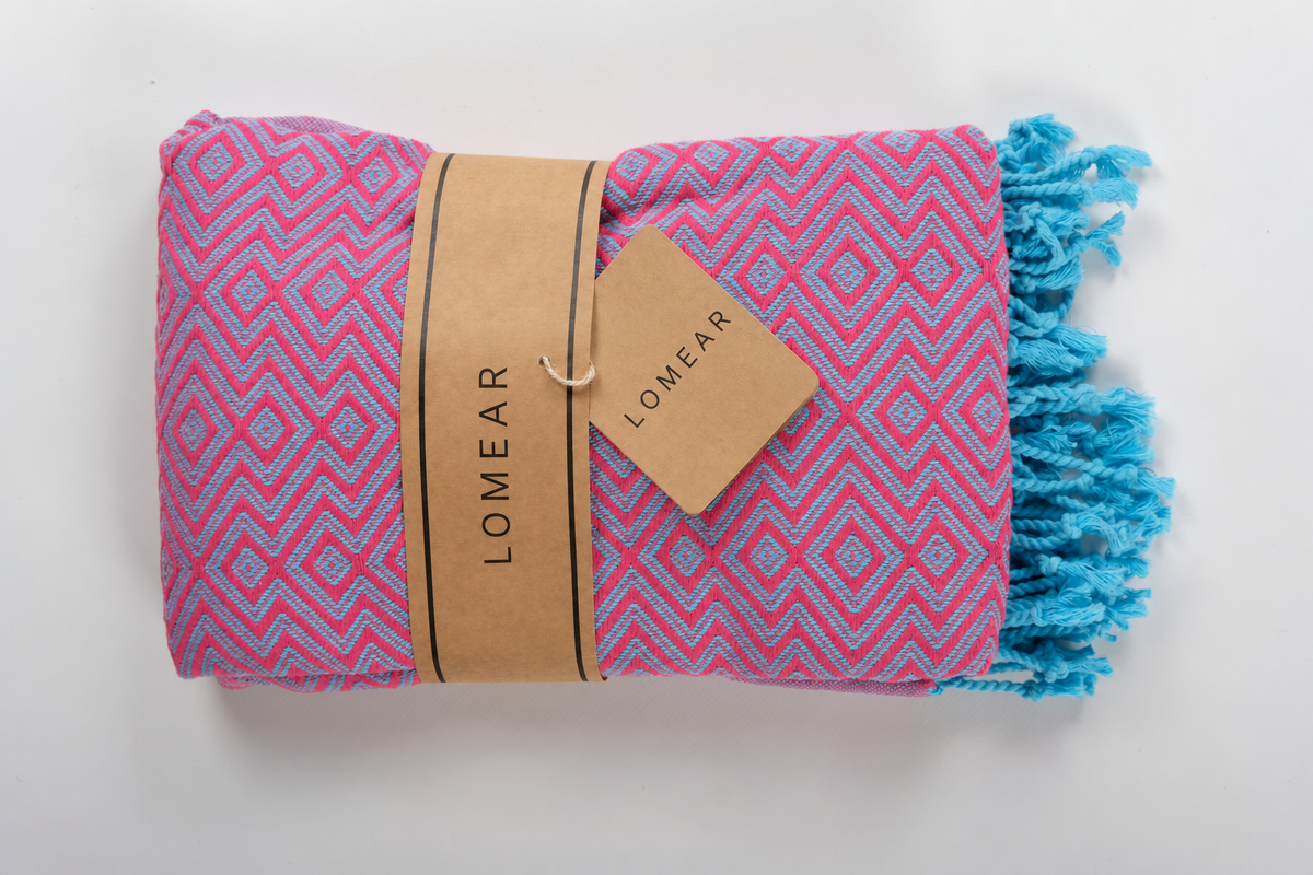 Serviette pliée Pastèque et Bleu ciel