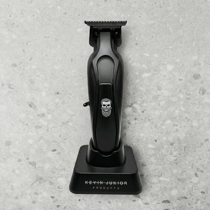 Tondeuse Pro sur son socle de charge